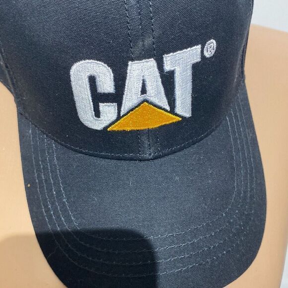 Caterpillar CAT Men's Black Curve Bill Embroidered Strapback Trademark Cap NWOT - Picture 7 of 10